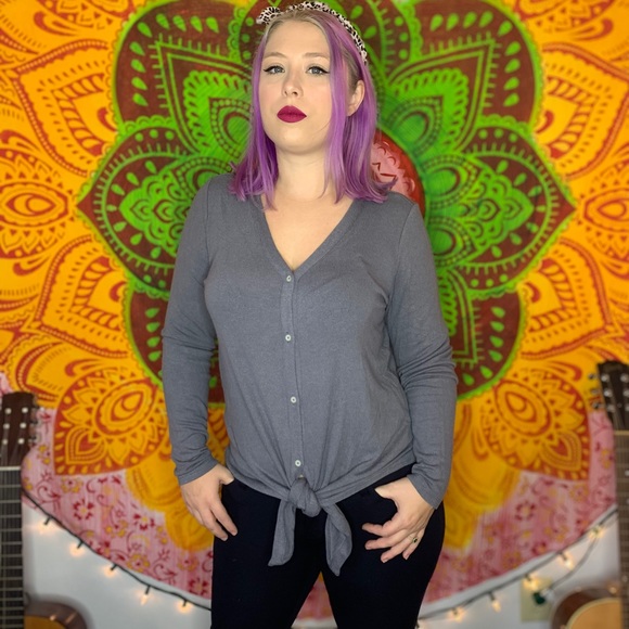 Gray button up sweater - Picture 4 of 5